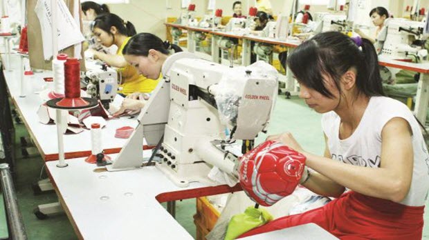 Da giày “thấp thỏm” thoát khó